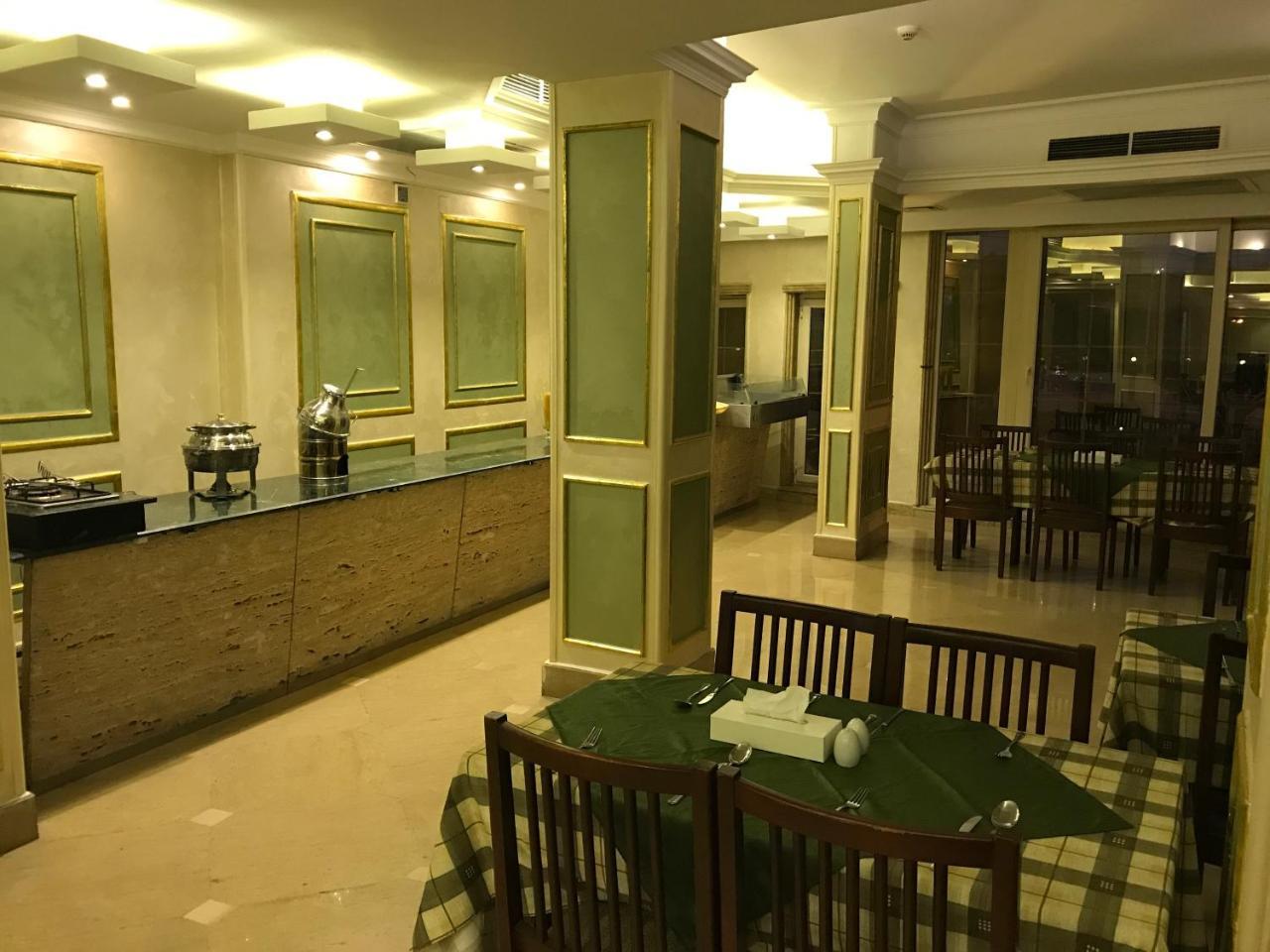 Hotel Royal Marshal Caïro Buitenkant foto